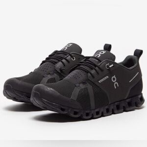 On Cloud 5 Waterproof Running Shoes